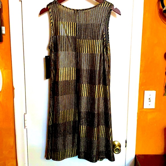 Black & Metallic Gold A-line Flouncy Mini Dress - Picture 3 of 7